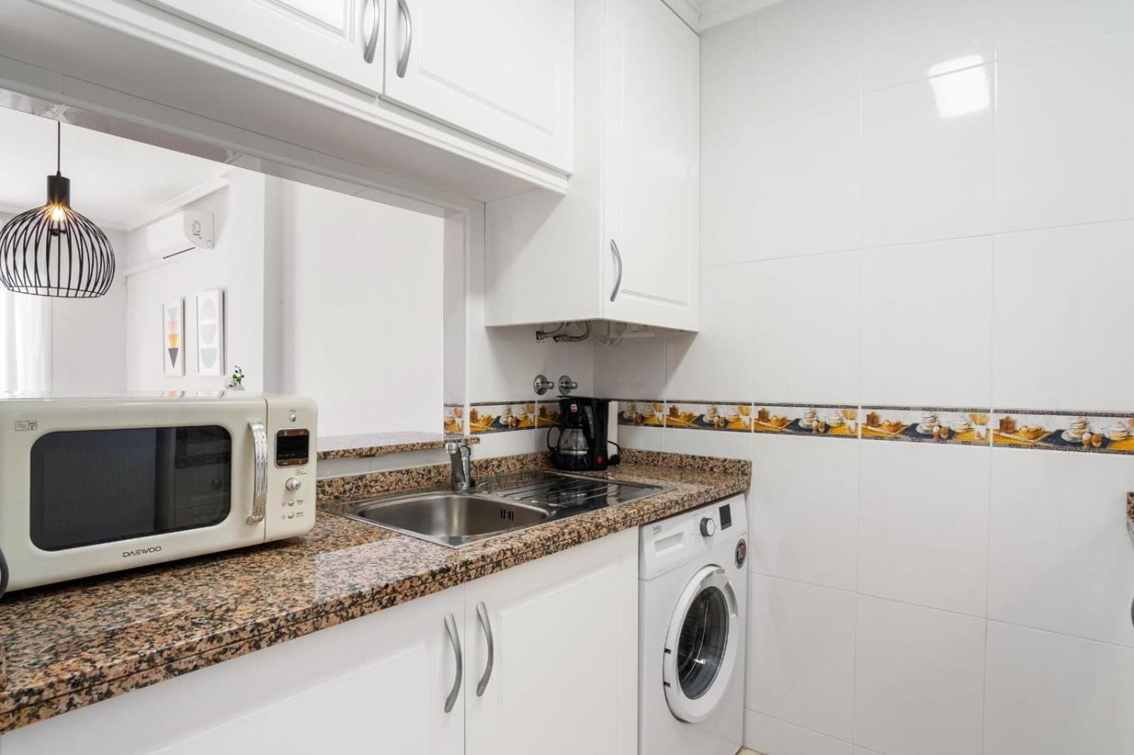 Nice Modern 2 Bed Apartment In Torrievieja Τορεβιέχα Εξωτερικό φωτογραφία